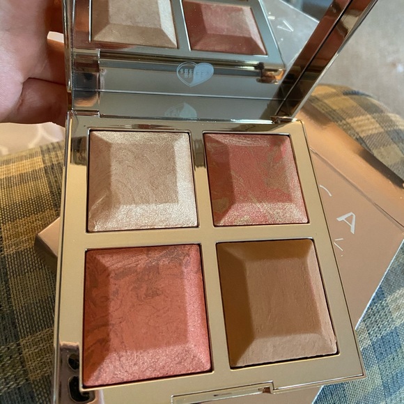BECCA Other - Brand New Becca pallete